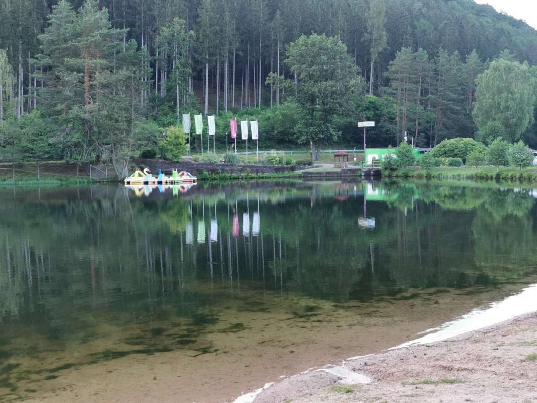 Camping Clausensee — Sítio de acampamento in Heltersberg