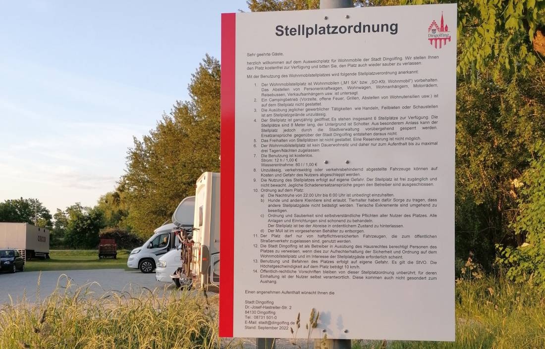 Ausweich - Stellplatz Dingolfing — Місце для кемперів in Dingolfing