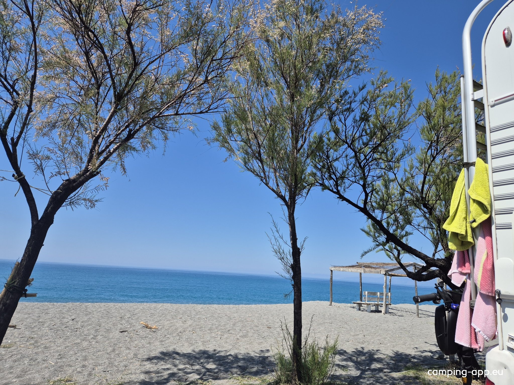 Camping Lido Zio Tom — Sítio de acampamento in Scalea CS