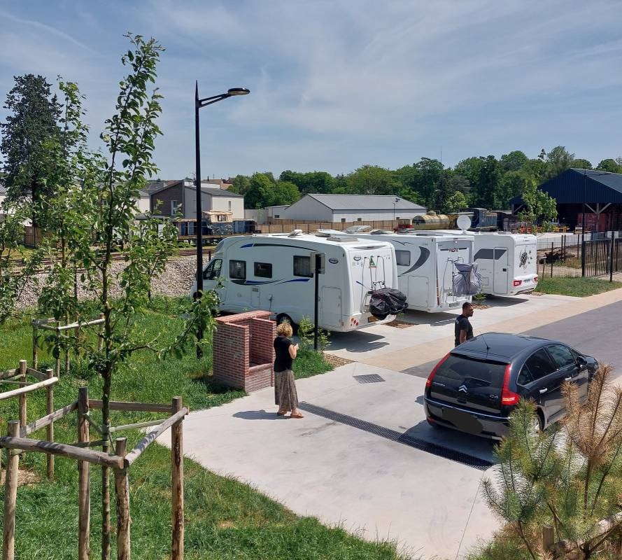 Stellplatz Paci sur Eure — Bobilplass in Pacy-sur-Eure