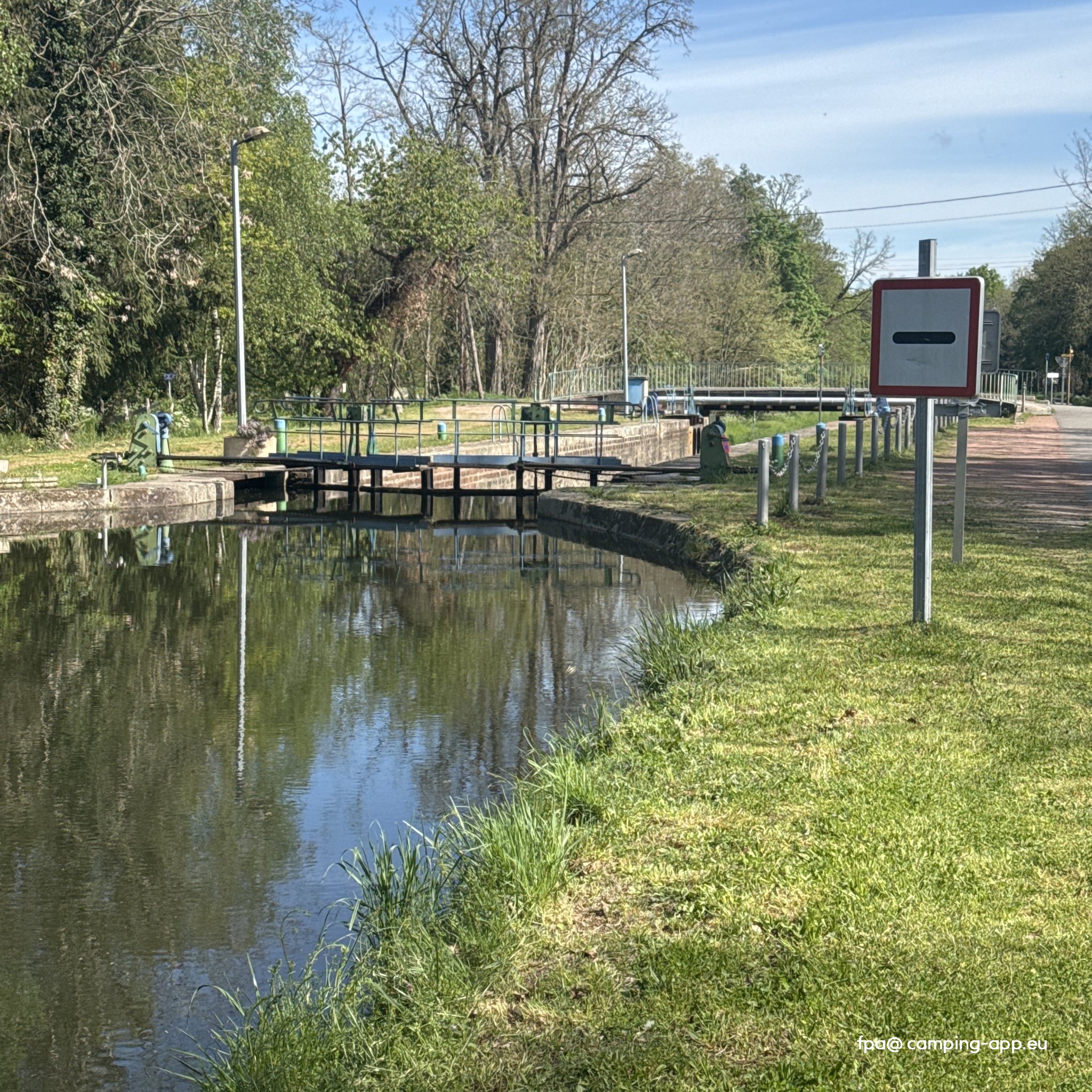 Stellplatz Roanne — Foto 2