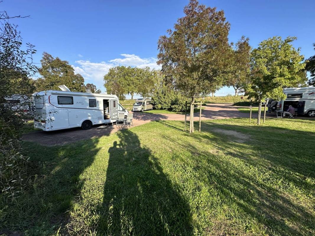 Stellplatz Roanne — Camperplads in Roanne