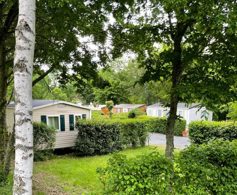 Municipal Camping de la Prade — Campingplats in Neussargues en Pinatelle