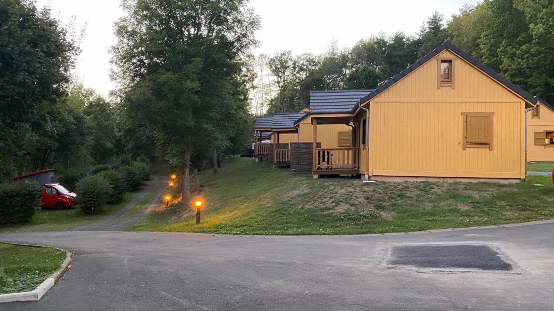 Municipal Camping de la Prade — Campingplass in Neussargues en Pinatelle
