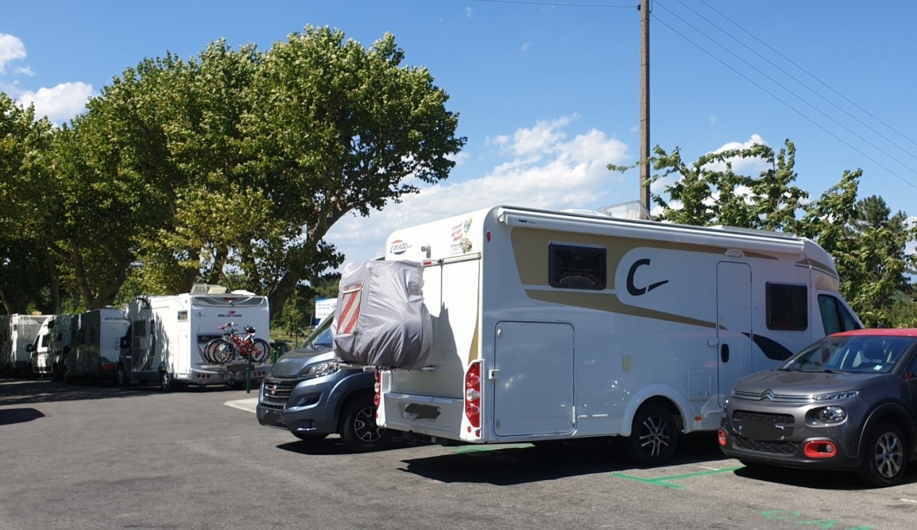 Stellplatz Sisteron — Area Autocaravanas in Sisteron