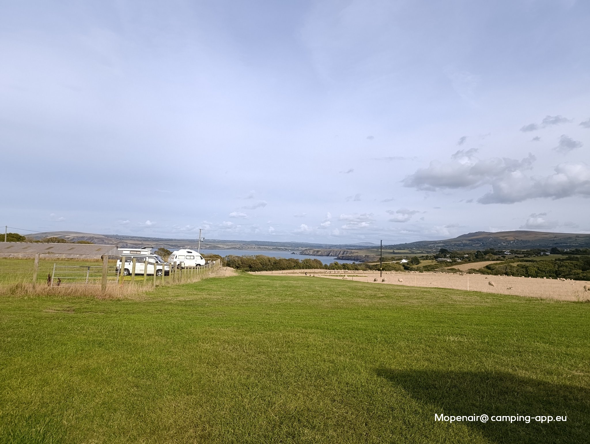 Dinas Island Campsite and holiday cottage — Місце для кемпінгу in 