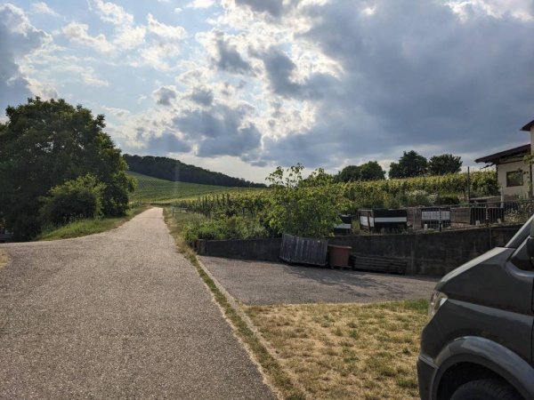 Wohnmobilstellplatz am Weingut Sommer