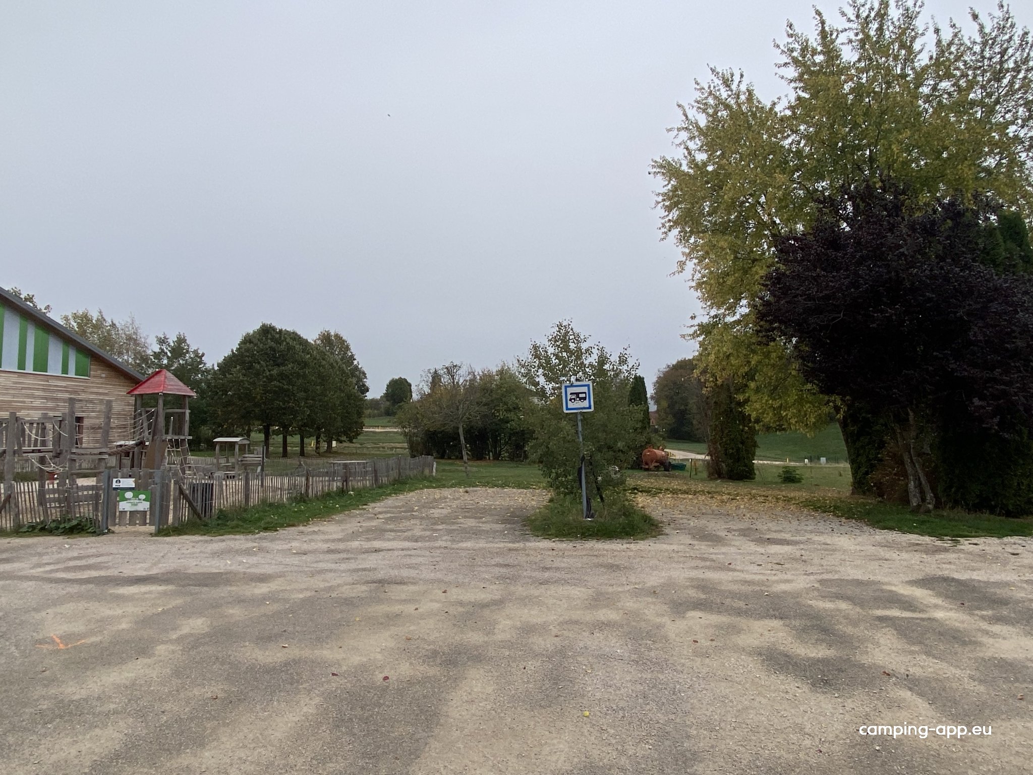 Stellplatz Le Russey — Foto 2