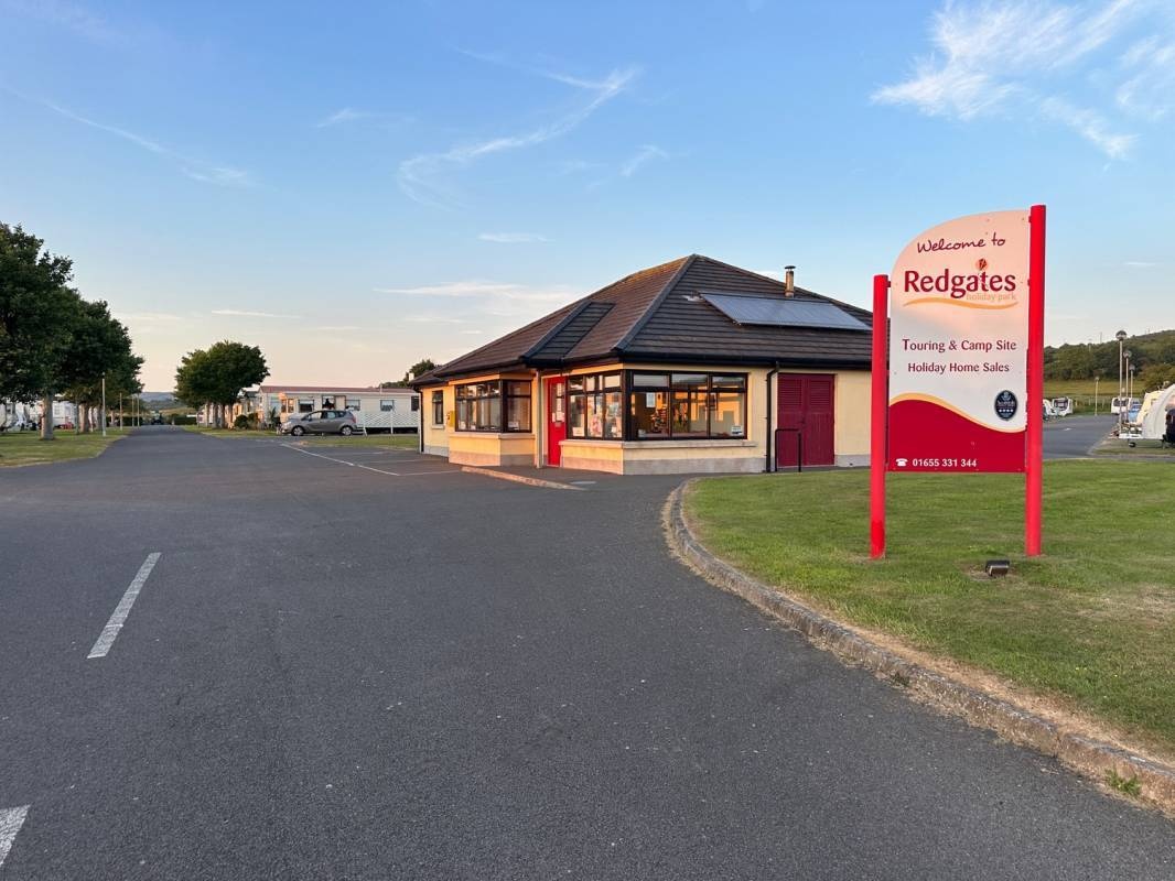 Redgates Holiday Park — Camping in Girvan 