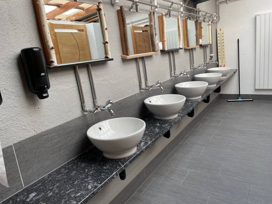 Camping Torrent — Campingplads in Susten