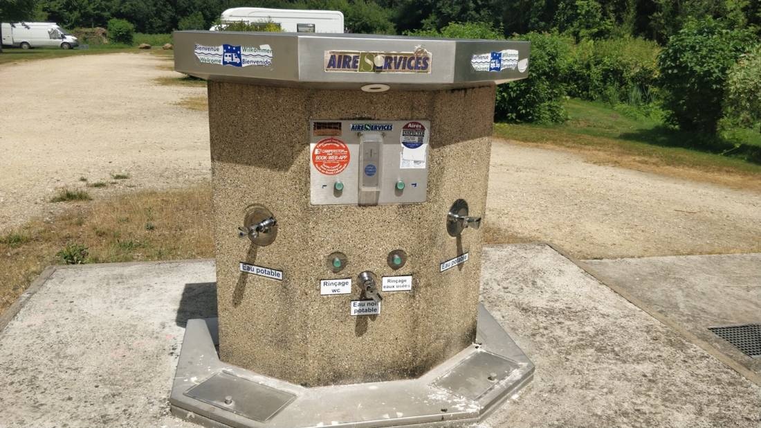 Aire camping-car Gizeux — Ställplats in Gizeux