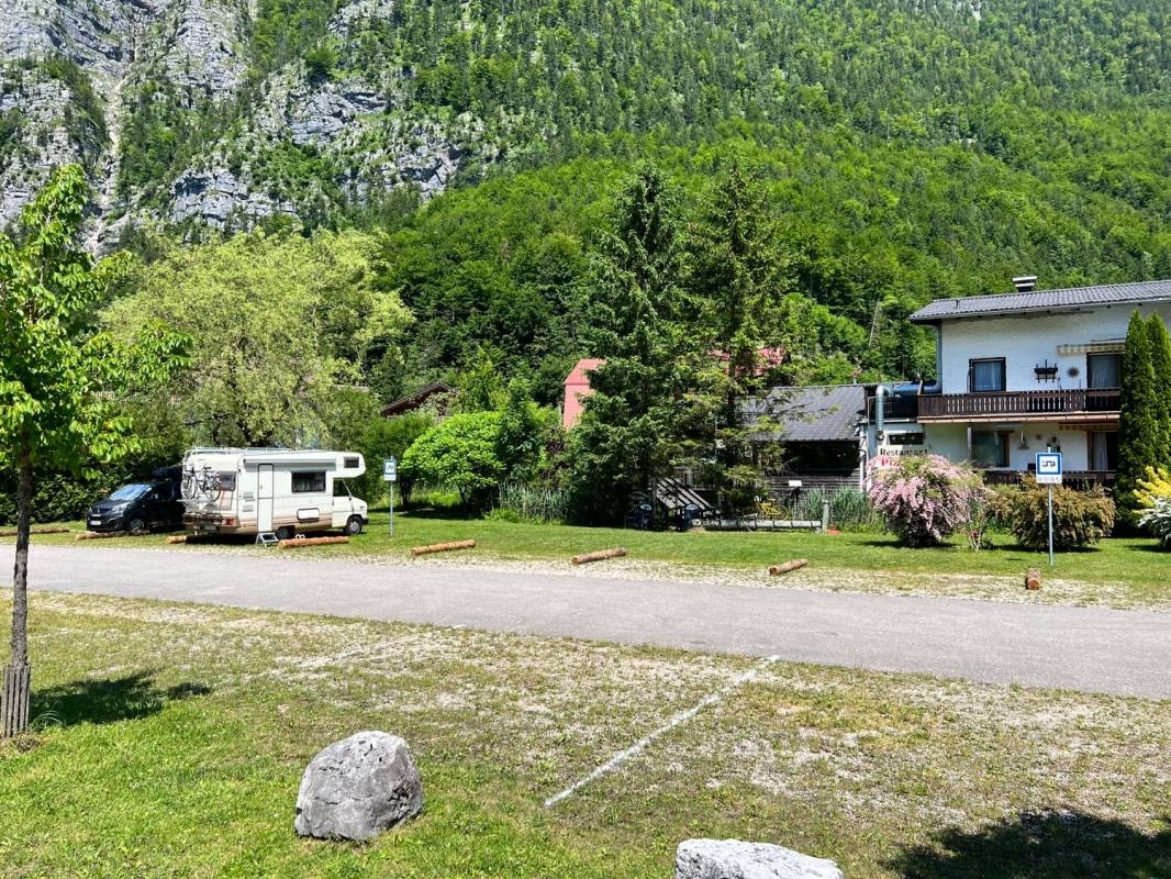 Obertraun Dormiro Resort — Sp. parking dla kamperów in Obertraun