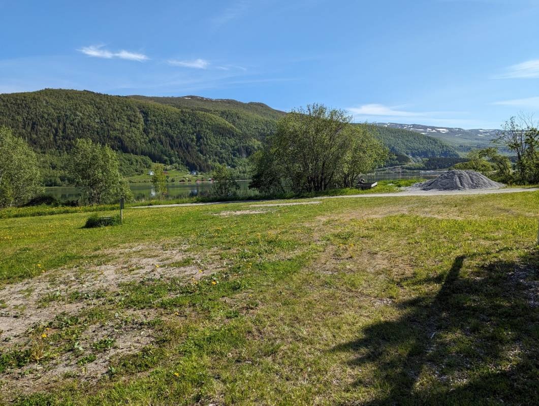 Skjerstad bobilparkering — Sp. parking dla kamperów in Skjerstad