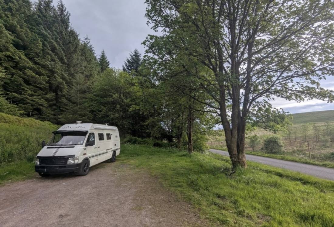 Tonguey Faulds — Overnight-parking in 