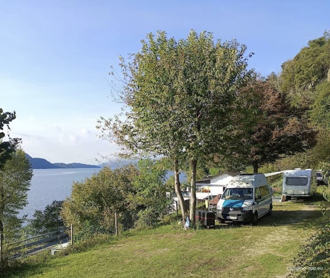 Camping Valdora — Campingplass in Ghiffa