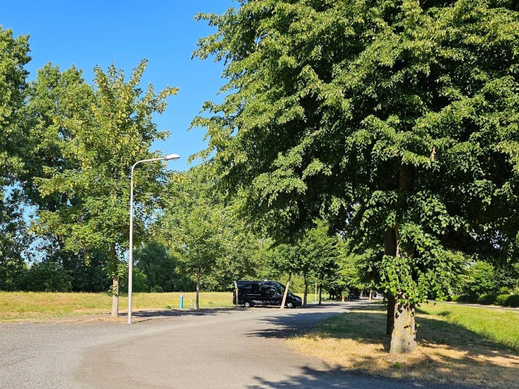 Stellplatz Barthestraße — Karavan Sitesi in Barth