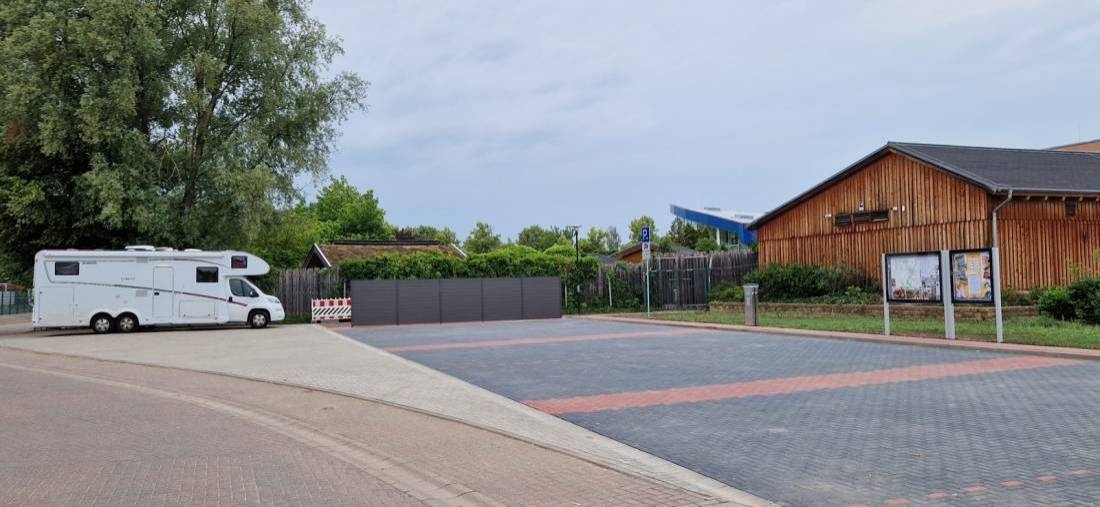 Freizeit- und Sportzentrum Halberstadt — Karavan Sitesi in Halberstadt
