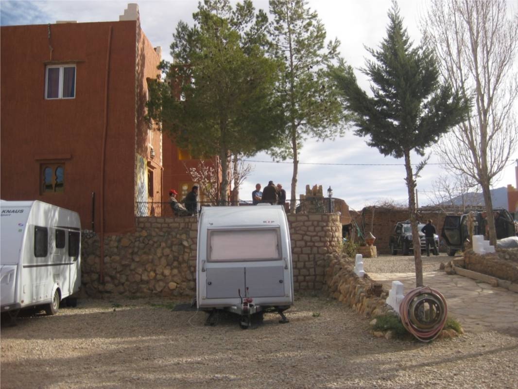 Camping Auberge Baddou — Camping Site in Tamtatouche