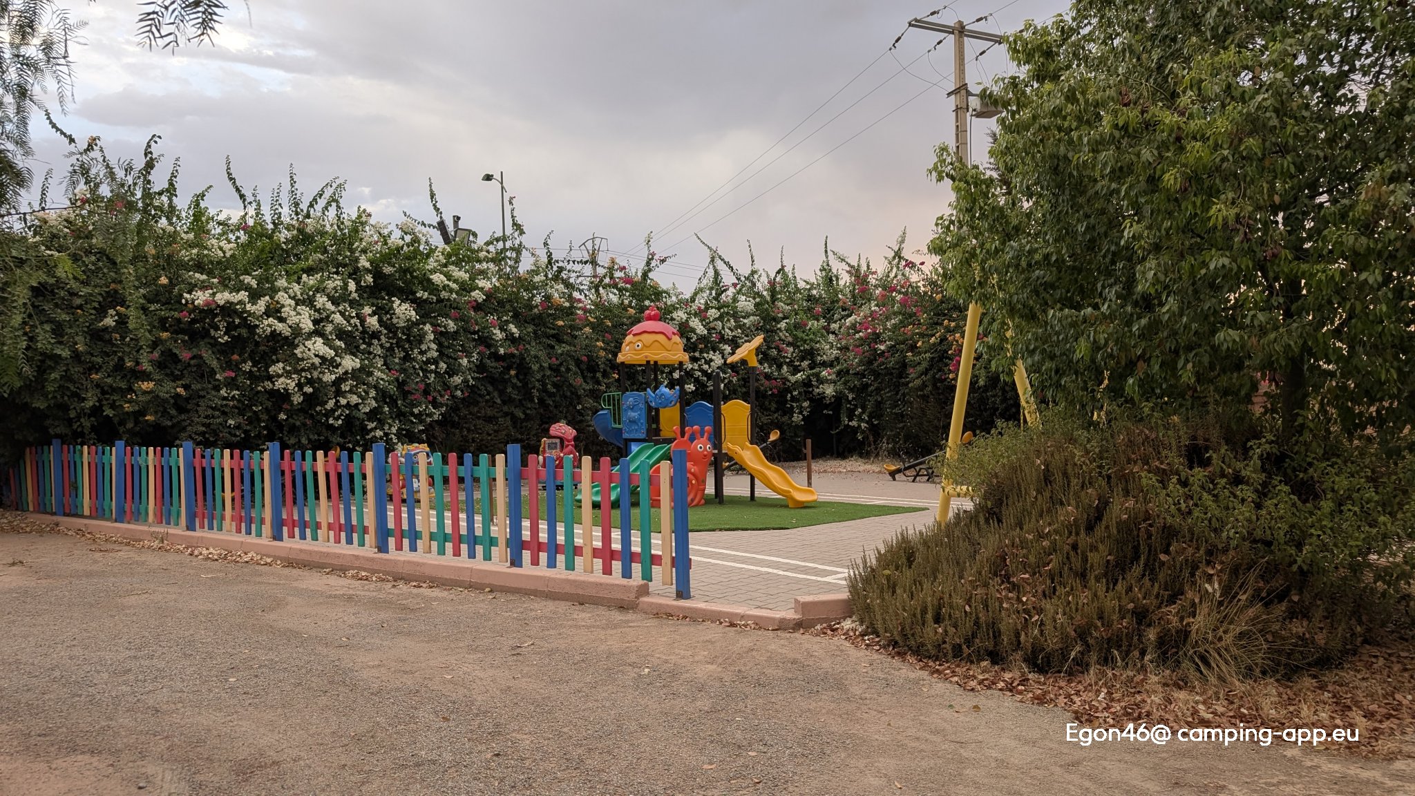 Air de camping car Ourika — Fotografie 4