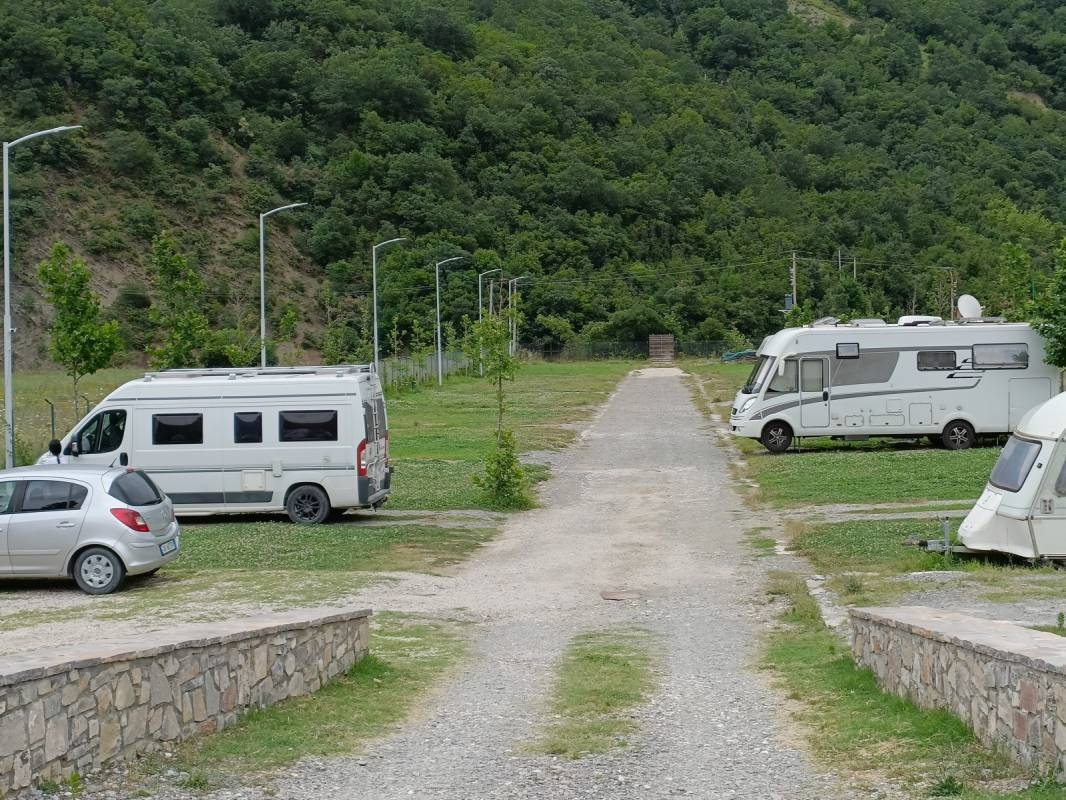 Camping Vjosa — Campingplass in Bënjë