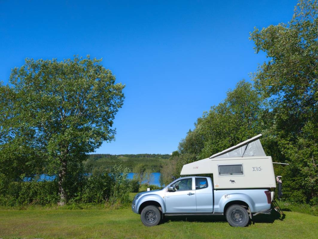 Hoverbergsgrottan Camping — Camping in Svenstavik