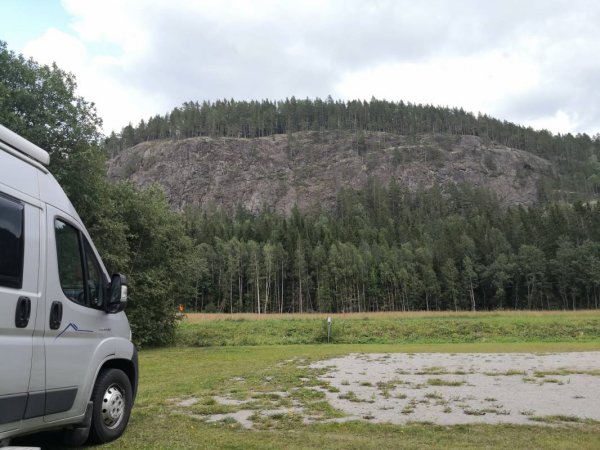 Hoverbergsgrottan Camping — Photo 2