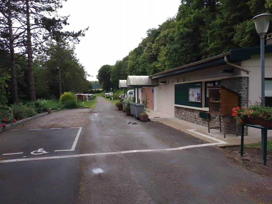 Camping Municipal Aumale — Kamp yeri in Aumale