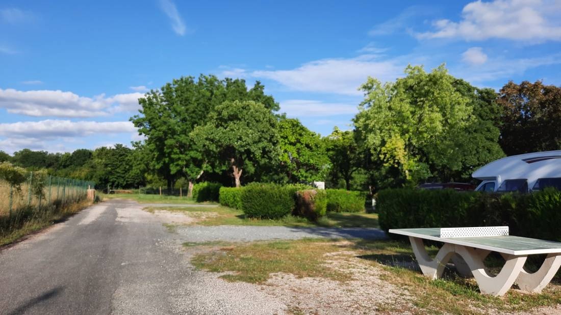 Camping de Mon Village * Aire CampingcarPark — Campervan Site in Rouillac