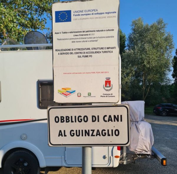 Wohnmobilstellplatz Pieve di Coriano — Photo 2