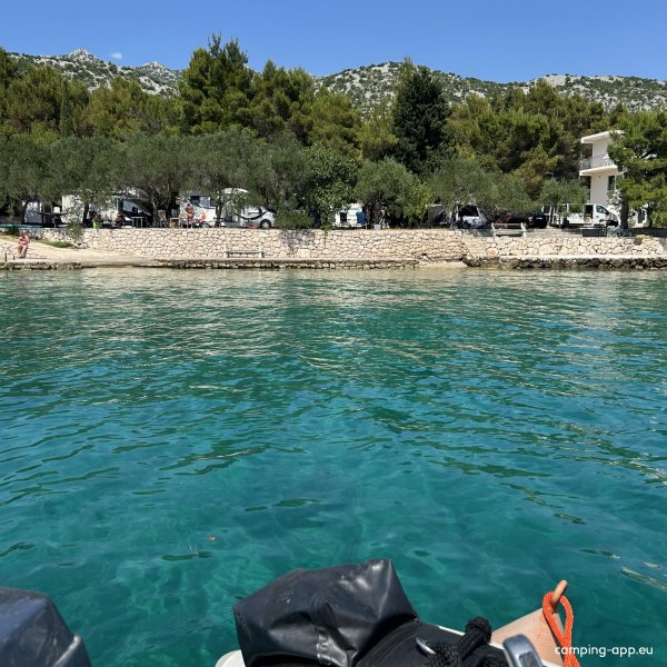 Camp & Restaurant Ante