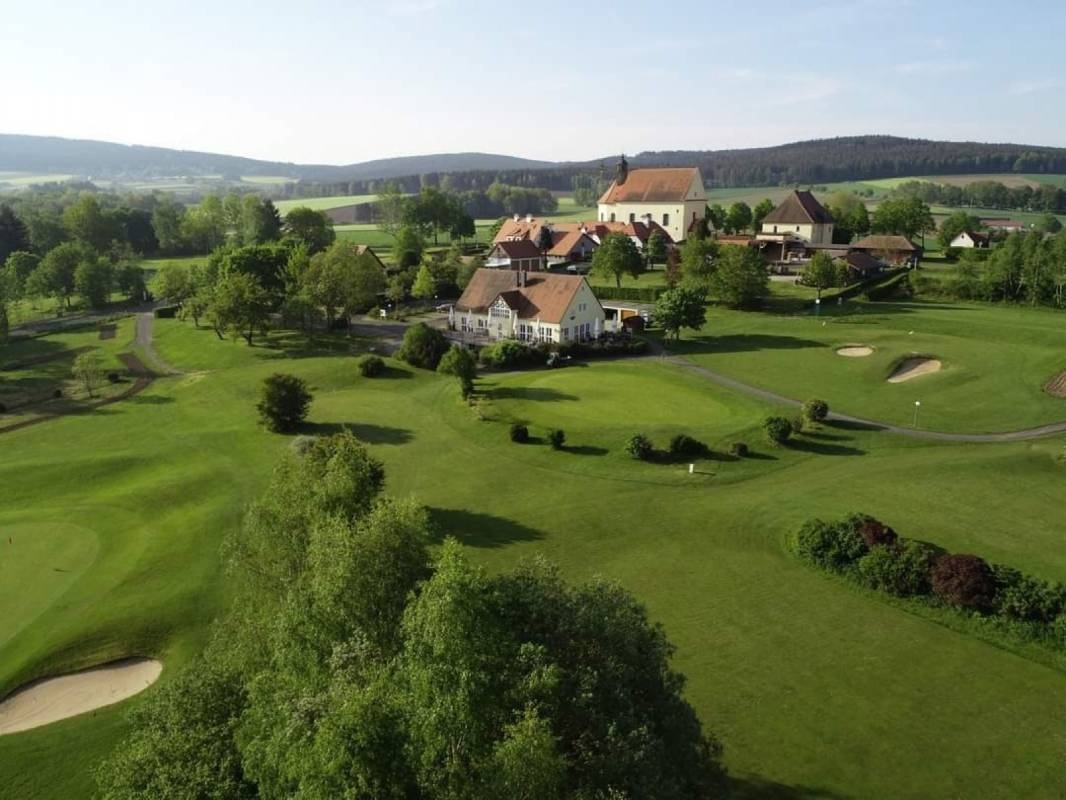 Golfclub Stiftland — Camperplads in Bad Neualbenreuth