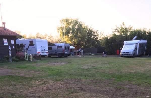 Parking Area Camper Il Pellegrino — Photo 3
