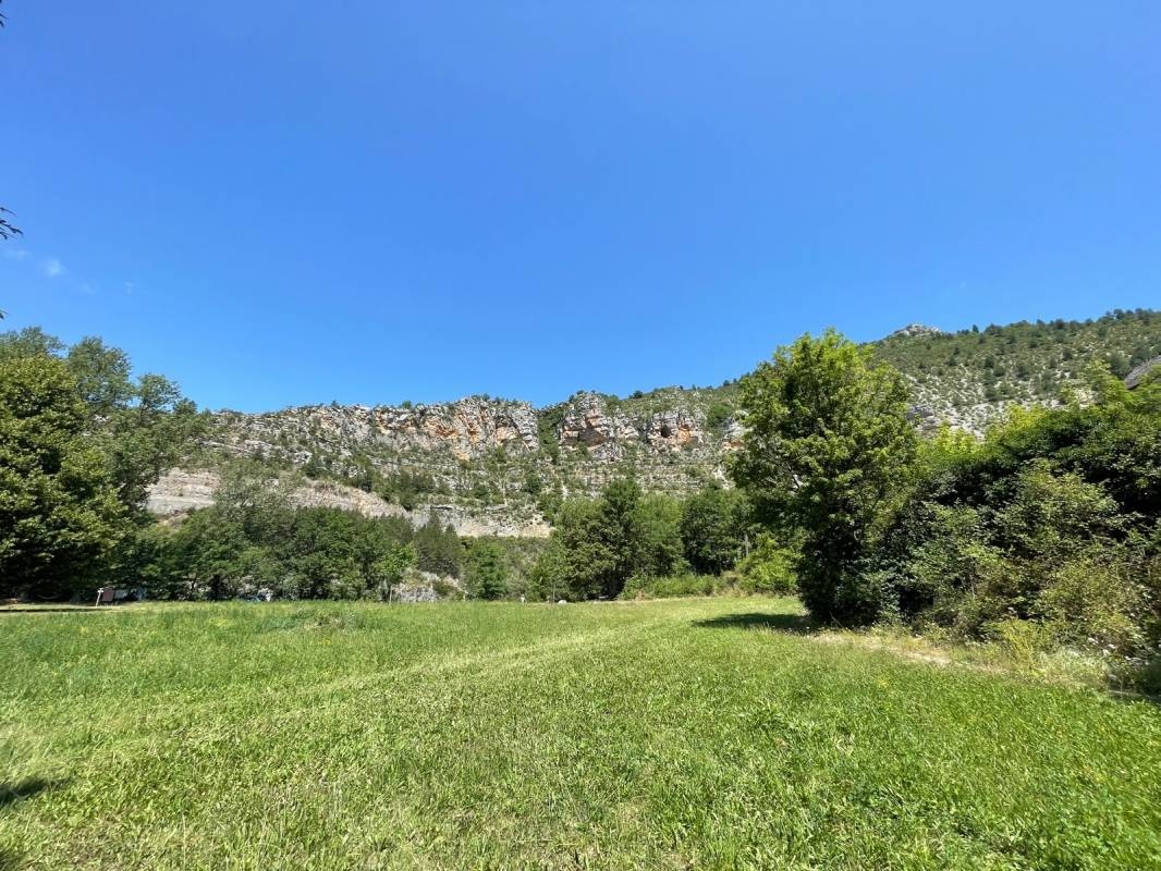 Aire Naturelle de Camping — Campingplass in Gorges du Tarn Causses