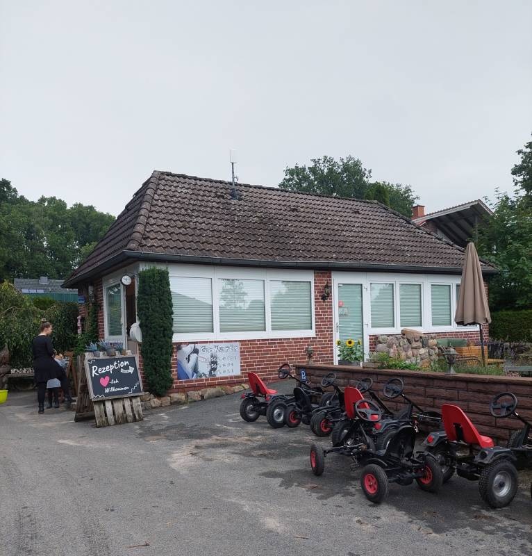 Camping-Park Lüneburger Heide — Місце для кемпінгу in Schneverdingen