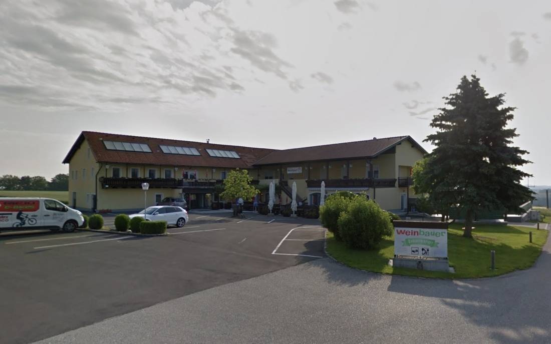 Weinbauer - Pension Linz — Wijnmakerij in Rappersdorf