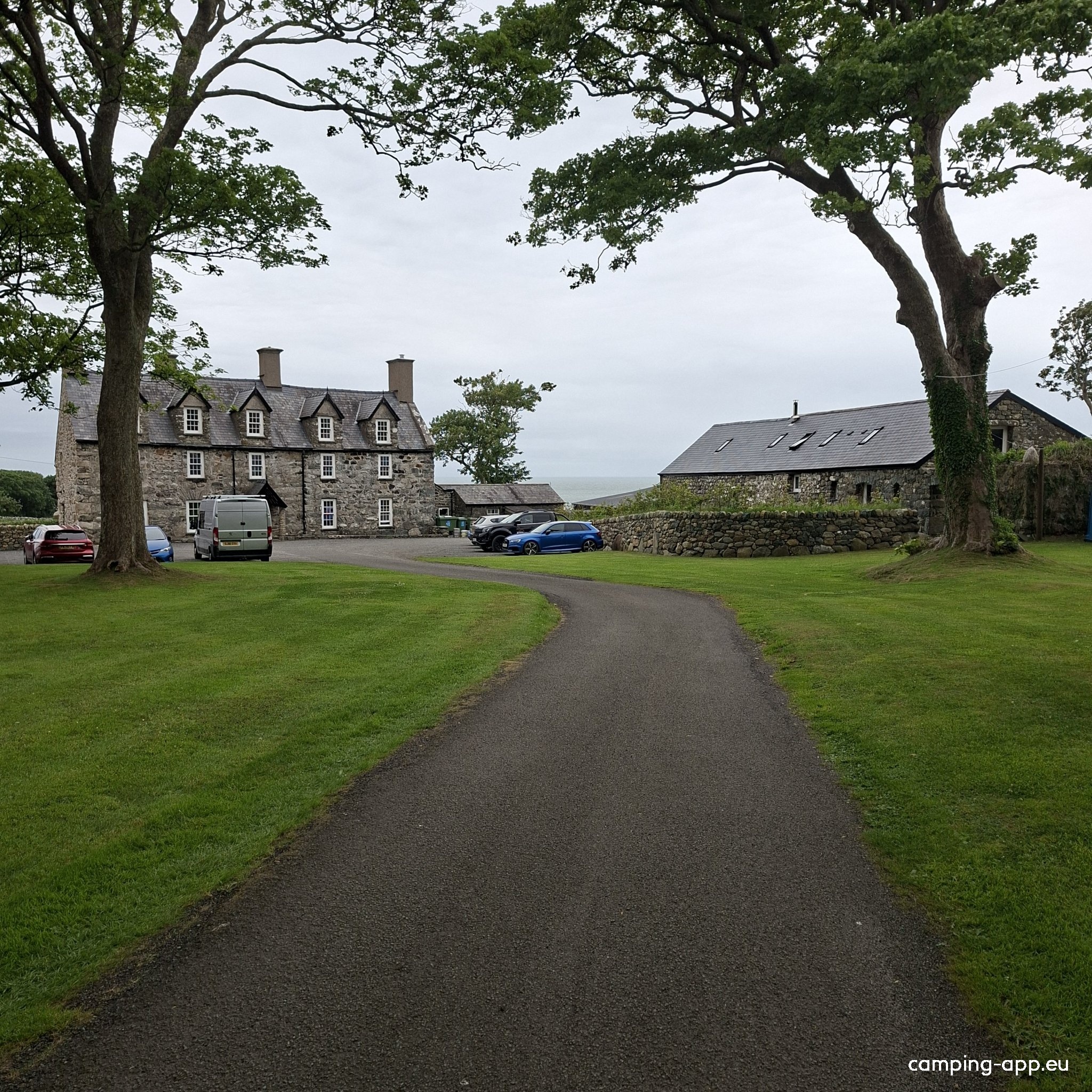 Hendre Hall Caravan — Campingplads in Llwyngwril