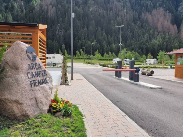 Stellplatz Area Camper Fiemme — Photo 2