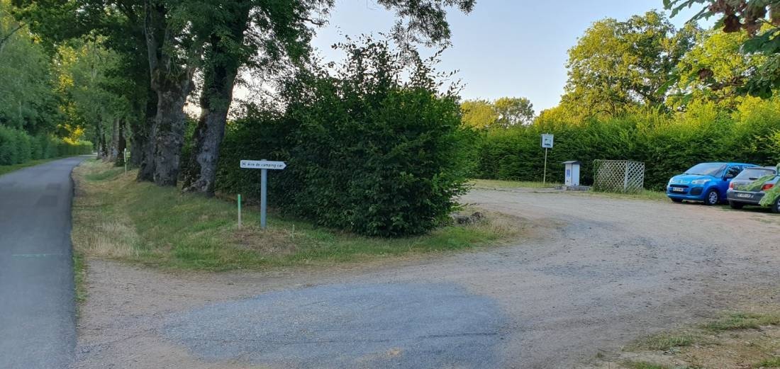 Stellplatz Availles-Limouzine — Karavan Sitesi in Availles-Limouzine