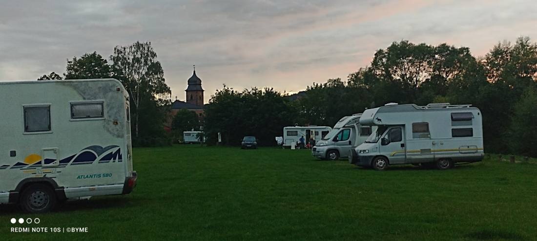 Stellplatz am Natur- und Freizeitpark Fuldaaue Bebra — Camperplaats in Bebra