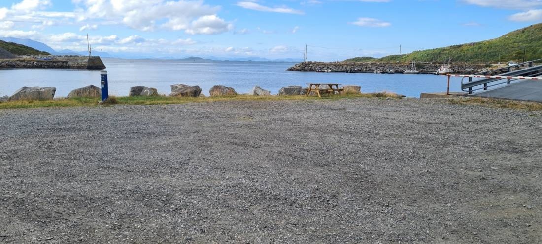 Skrolsvik kystferie As — Campervan Site in Stonglandseidet