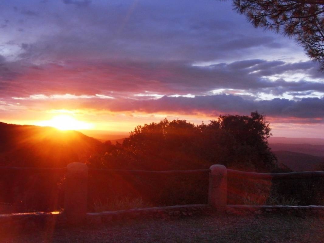 La Fontsèque — Campingplats in Saint-Jean-de-Minervois