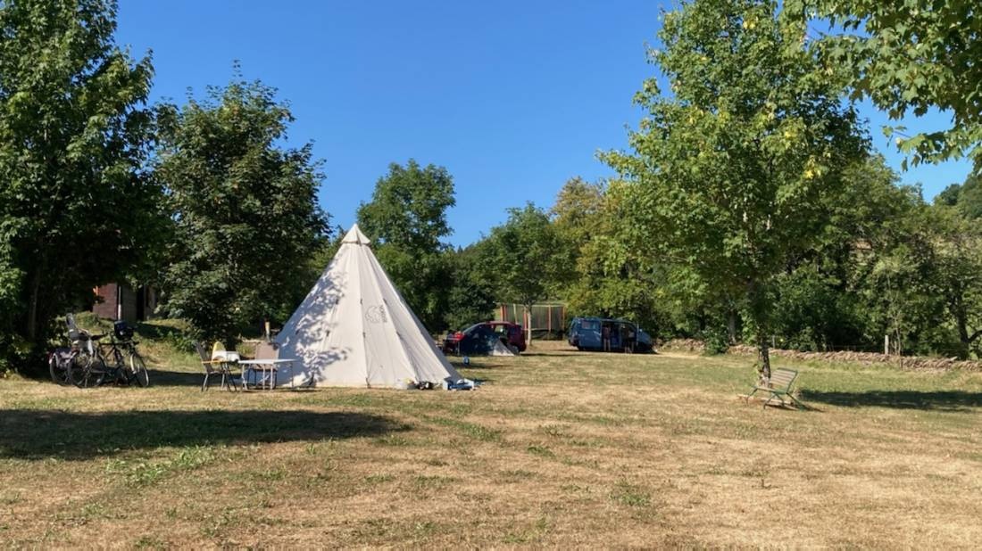 Camping Chalet de Montaigu — Campingplads in Valoreille