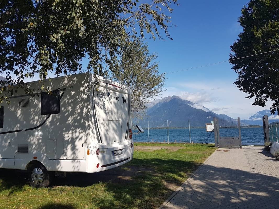 Camping Golden Sheep — Kamp yeri in Domaso