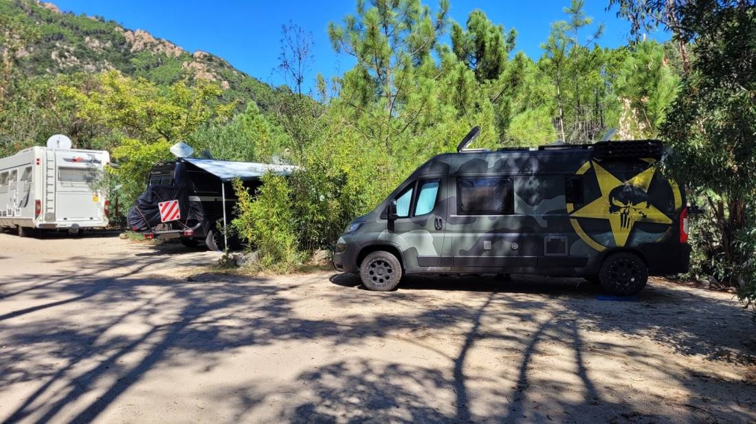 Camping U Rosumarinu — Camping Site in Sari-Solenzara