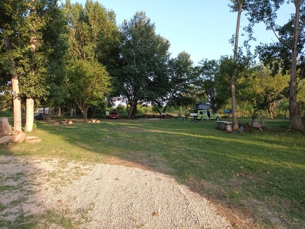 Camping Emozione — Camping Site in Baks-Rrjoll