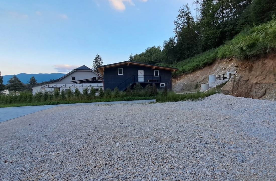 Fox Creek Parking — Stellplatz in Bled