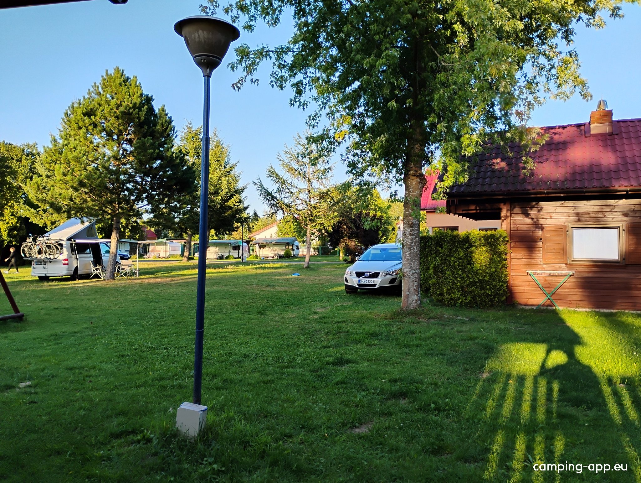 Camping Bałtyk — Kamp yeri in Dźwirzyno