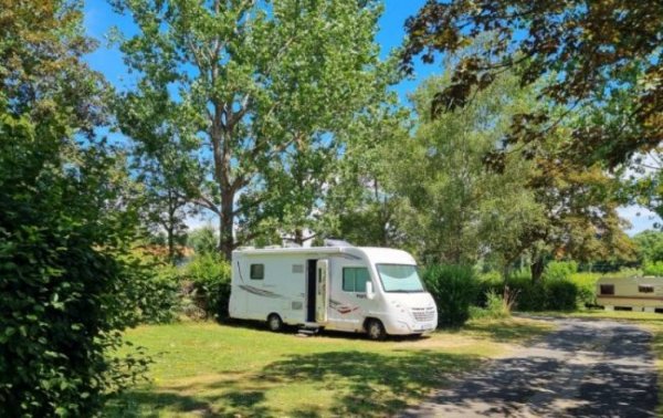 Aire Camping-Car Park Bromonte-Lamonthe