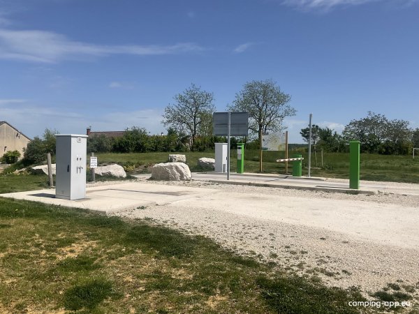 Aire CAMPING-CAR PARK d'Is-sur-Tille — Photo 6