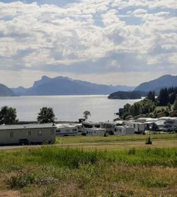 Fjordsight Resort — Photo 2